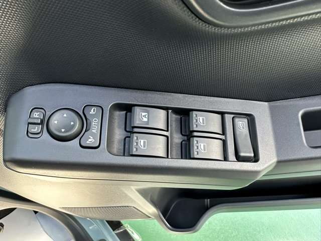 ダイハツ タフト ６６０ Ｇ ダーククロム ベンチャー R7年 (東海) 99