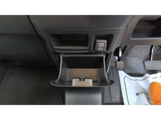 ホンダ Ｎ　ＢＯＸ ６６０ Ｇ ＳＳパッケージ H25年 (甲信越・北陸) 99