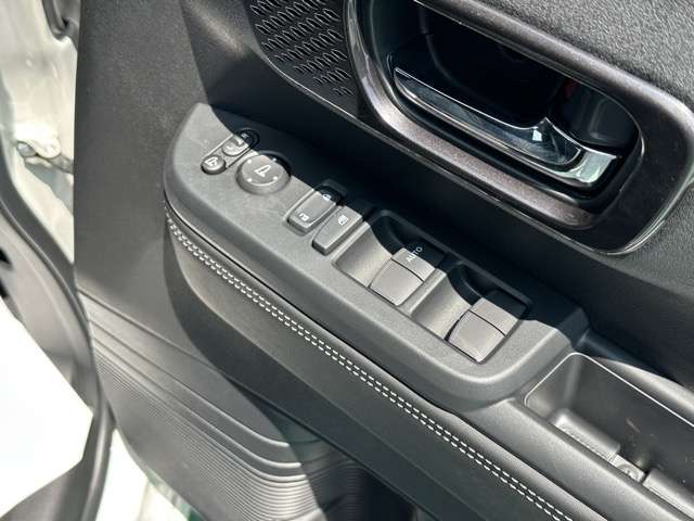 ホンダ Ｎ　ＢＯＸ カスタム ６６０ コーディネートスタイル モノトーン R7年 (東海) 99