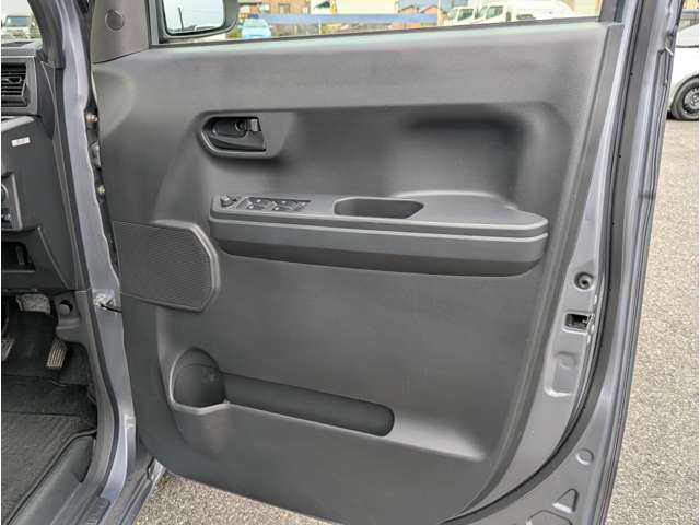 トヨタ ピクシス　メガ ６６０ Ｌ ＳＡＩＩＩ R2年 (九州・沖縄) 99