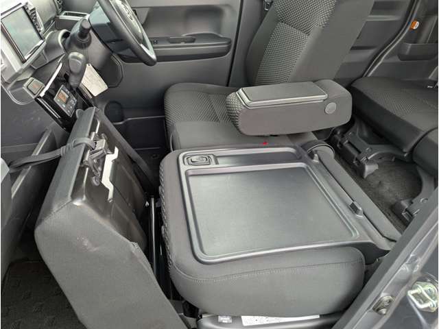 トヨタ ピクシス　メガ ６６０ Ｌ ＳＡＩＩＩ R2年 (九州・沖縄) 99