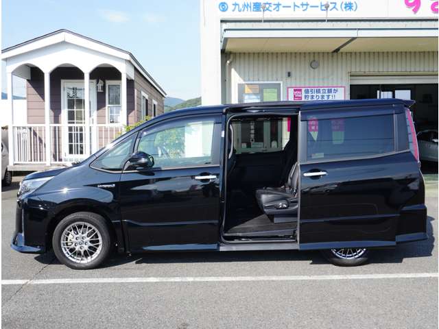 トヨタ ノア １．８ ハイブリッド ＳＩ ＷＸＢ H30年 (九州・沖縄) 99