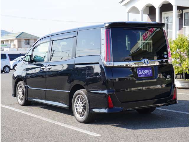 トヨタ ノア １．８ ハイブリッド ＳＩ ＷＸＢ H30年 (九州・沖縄) 99