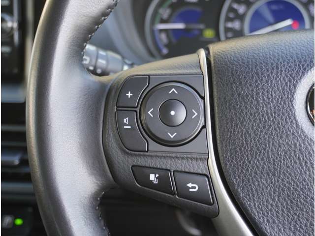 トヨタ ノア １．８ ハイブリッド ＳＩ ＷＸＢ H30年 (九州・沖縄) 99