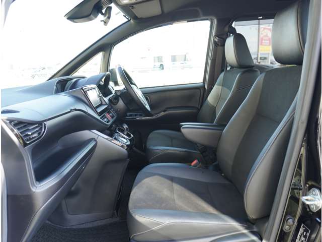 トヨタ ノア １．８ ハイブリッド ＳＩ ＷＸＢ H30年 (九州・沖縄) 99