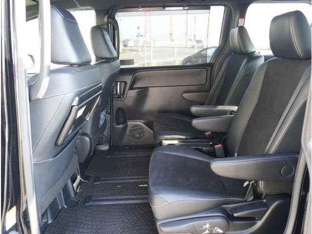 トヨタ ノア １．８ ハイブリッド ＳＩ ＷＸＢ H30年 (九州・沖縄) 99