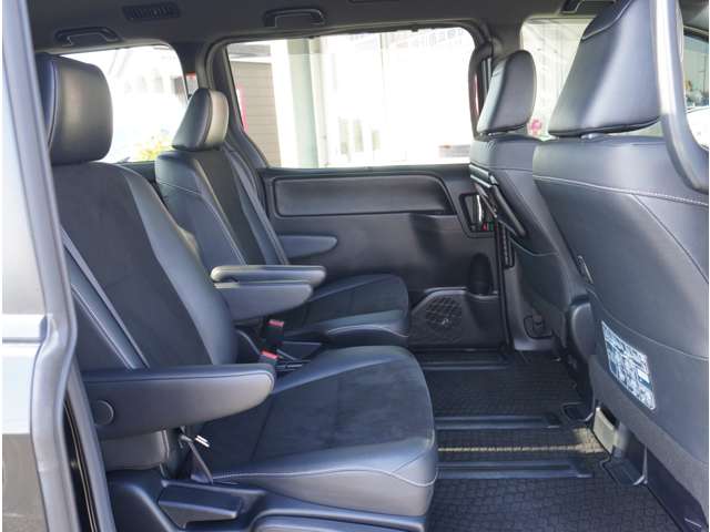 トヨタ ノア １．８ ハイブリッド ＳＩ ＷＸＢ H30年 (九州・沖縄) 99