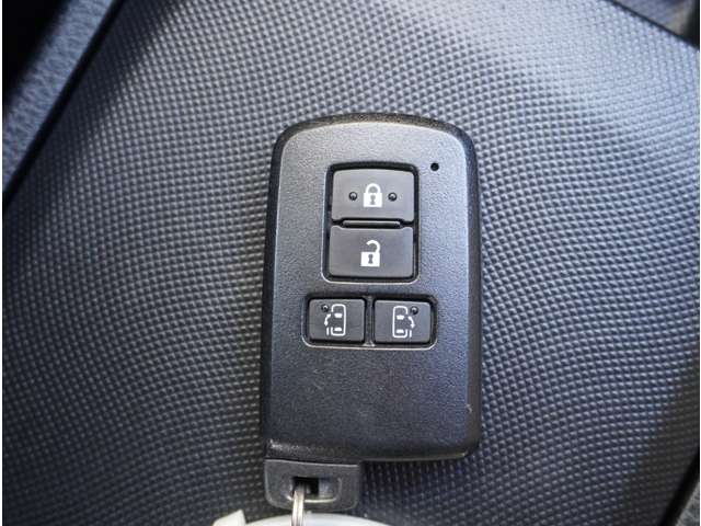 トヨタ ノア １．８ ハイブリッド ＳＩ ＷＸＢ H30年 (九州・沖縄) 99