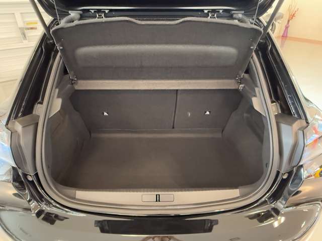 プジョー ｅ−２０８ ＧＴ R3年 (関東) 99