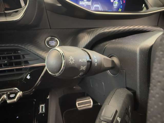 プジョー ｅ−２０８ ＧＴ R3年 (関東) 99