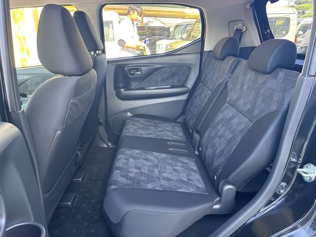 三菱 ｅＫクロス　ＥＶ Ｐ R4年 (東海) 99