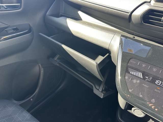 三菱 ｅＫクロス　ＥＶ Ｐ R4年 (東海) 99