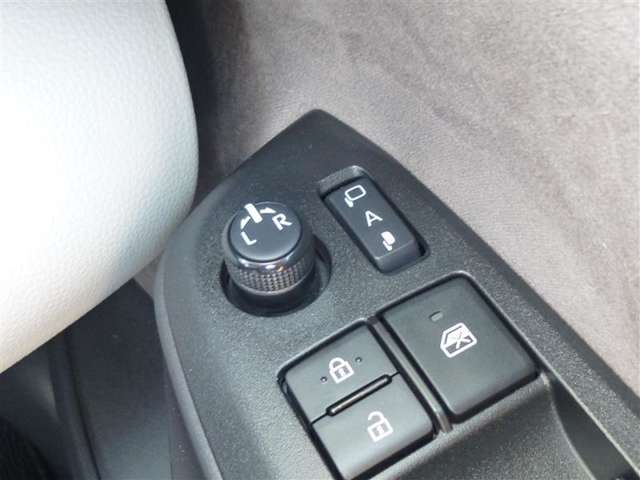 トヨタ ヤリス １．５ Ｚ R5年 (東北) 99