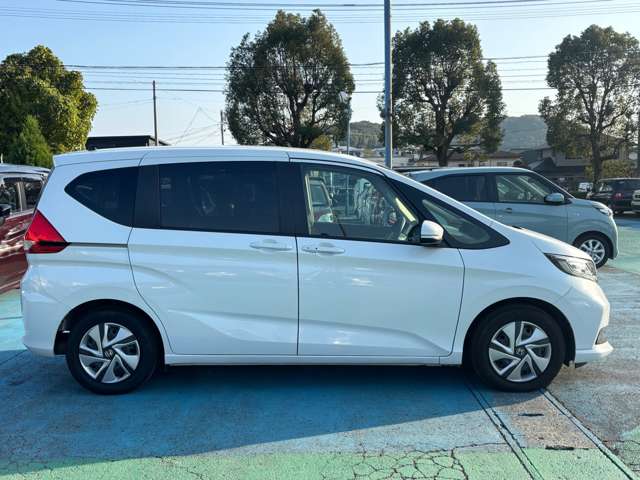 ホンダ フリード　ハイブリッド １．５ ハイブリッド Ｇ R4年 (九州・沖縄) 99