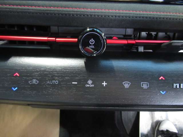 日産 アリア ＮＩＳＭＯ Ｂ９ Ｅ－４ＯＲＣＥ プロパイロット ２．０ ４ＷＤ R6年 (九州・沖縄) 99