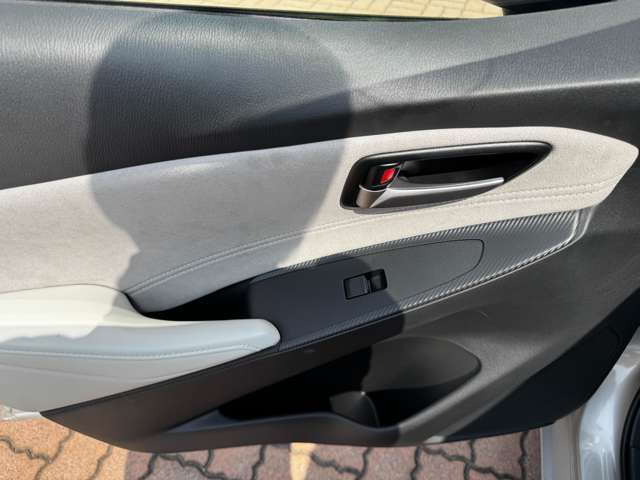 マツダ ＭＡＺＤＡ２ １．５ １５Ｓ サンリット シトラス R4年 (九州・沖縄) 99