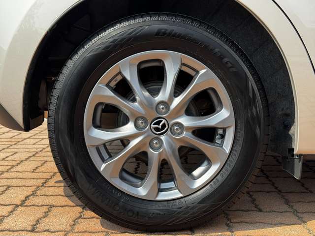 マツダ ＭＡＺＤＡ２ １．５ １５Ｓ サンリット シトラス R4年 (九州・沖縄) 99