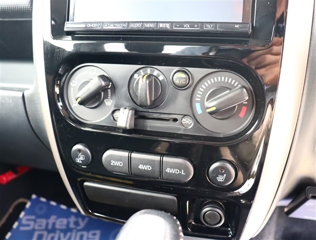 スズキ ジムニー ６６０ ランドベンチャー ４ＷＤ H27年 (関東) 99