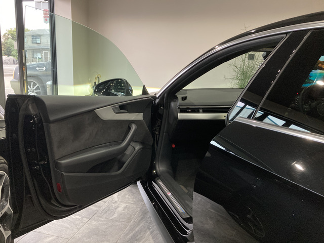 アウディ Ａ５　スポーツバック ４５ ＴＦＳＩ クワトロ スポーツ Ｓラインパッケージ ４ＷＤ R2年 (関東) 99