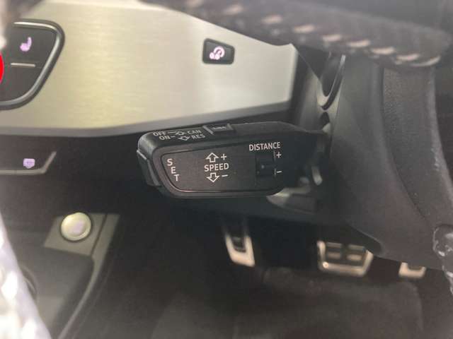 アウディ Ａ５　スポーツバック ４５ ＴＦＳＩ クワトロ スポーツ Ｓラインパッケージ ４ＷＤ R2年 (関東) 99