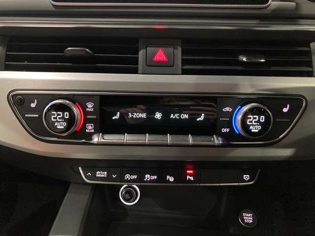 アウディ Ａ５　スポーツバック ４５ ＴＦＳＩ クワトロ スポーツ Ｓラインパッケージ ４ＷＤ R2年 (関東) 99