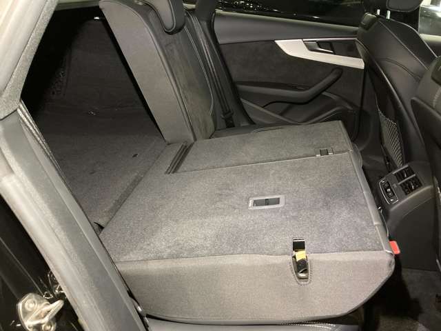 アウディ Ａ５　スポーツバック ４５ ＴＦＳＩ クワトロ スポーツ Ｓラインパッケージ ４ＷＤ R2年 (関東) 99