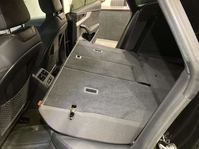 アウディ Ａ５　スポーツバック ４５ ＴＦＳＩ クワトロ スポーツ Ｓラインパッケージ ４ＷＤ R2年 (関東) 99