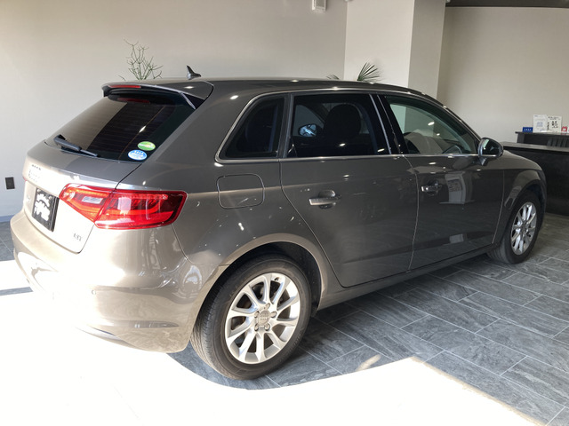 アウディ Ａ３　スポーツバック １．４　ＴＦＳＩ H26年 (関東) 99