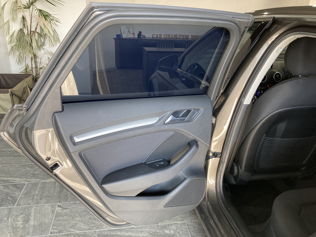 アウディ Ａ３　スポーツバック １．４　ＴＦＳＩ H26年 (関東) 99