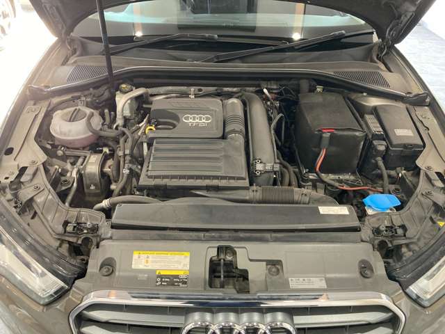 アウディ Ａ３　スポーツバック １．４　ＴＦＳＩ H26年 (関東) 99