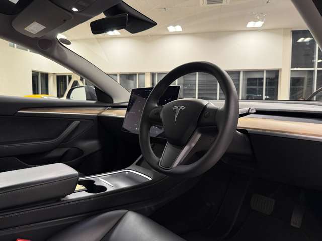 テスラ モデル３ スタンダードレンジプラス R3年 (関東) 99