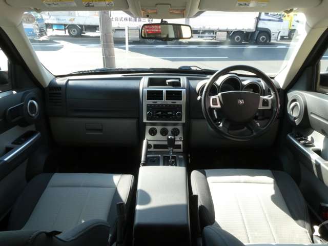 ダッジ ナイトロ ＳＸＴ H20年 (関東) 99