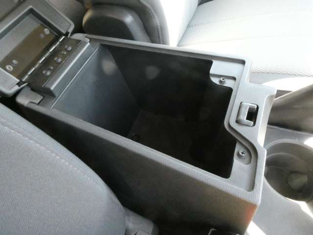 ダッジ ナイトロ ＳＸＴ H20年 (関東) 99