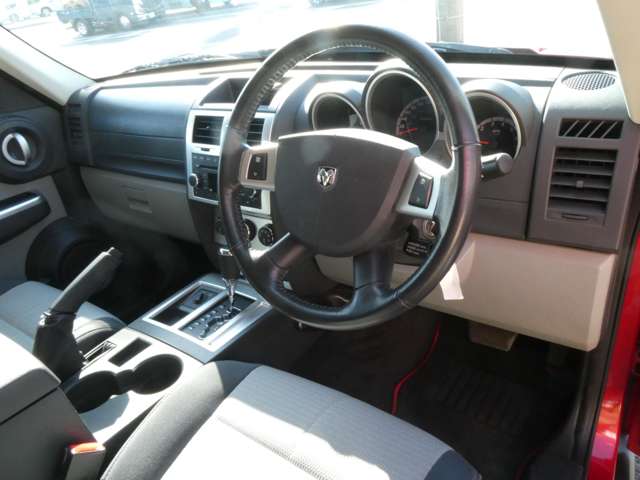 ダッジ ナイトロ ＳＸＴ H20年 (関東) 99