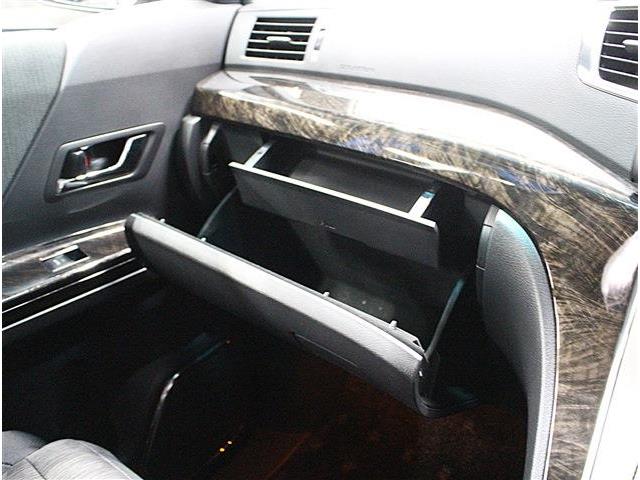 トヨタ ヴェルファイア　ハイブリッド ２．４ ＺＲ ４ＷＤ H26年 (北海道) 99