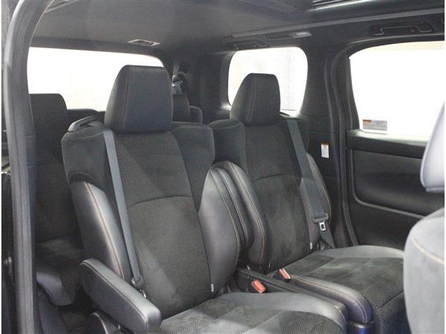 トヨタ アルファード　ハイブリッド ハイブリッド ２．５ Ｓ タイプゴールド Ｅ－ＦＯＵＲ ４ＷＤ R2年 (北海道) 99