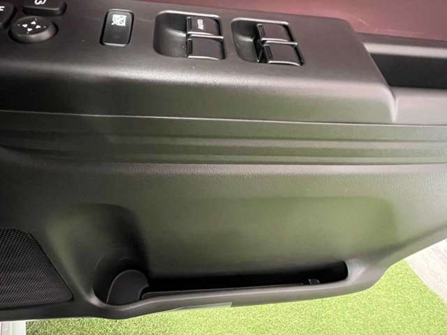 スズキ スペーシア　ギア ６６０ カスタム ハイブリッド ＸＳターボ ４ＷＤ R7年 (北海道) 99