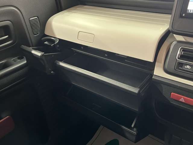 スズキ スペーシア ６６０ ハイブリッド Ｇ ４ＷＤ H30年 (北海道) 99