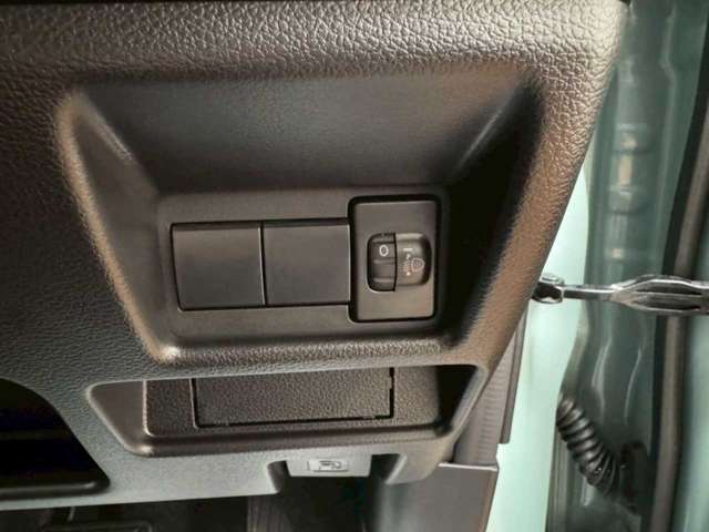 スズキ スペーシア ６６０ ハイブリッド Ｇ ４ＷＤ R6年 (北海道) 99