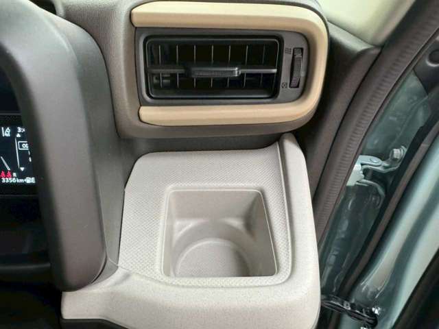 スズキ スペーシア ６６０ ハイブリッド Ｇ ４ＷＤ R6年 (北海道) 99