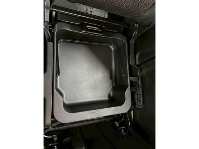 スズキ スペーシア ６６０ カスタム ハイブリッド ＸＳ ４ＷＤ R6年 (北海道) 99