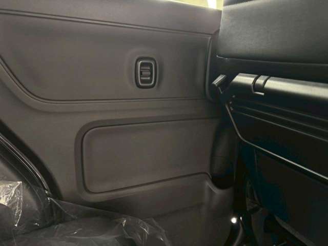 スズキ スペーシア ６６０ カスタム ハイブリッド ＸＳ ４ＷＤ R6年 (北海道) 99