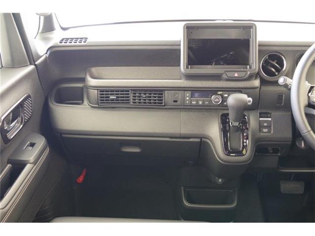 ホンダ Ｎ　ＢＯＸ カスタム ６６０ ターボ コーディネートスタイル ２トーン R7年 (東海) 99