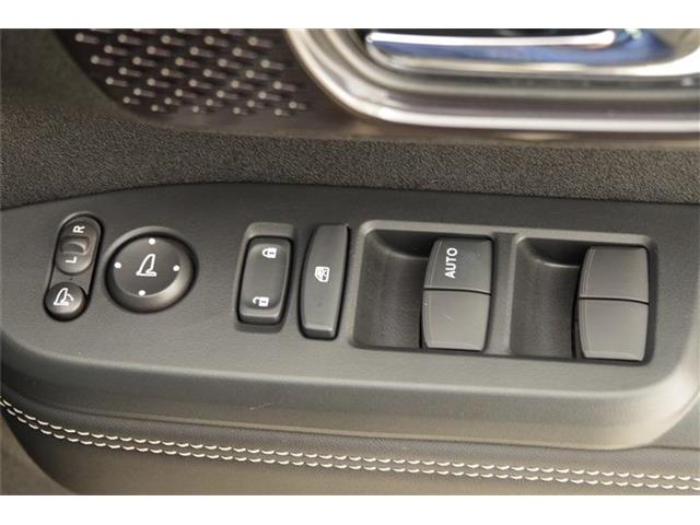 ホンダ Ｎ　ＢＯＸ カスタム ６６０ ターボ コーディネートスタイル ２トーン R7年 (東海) 99