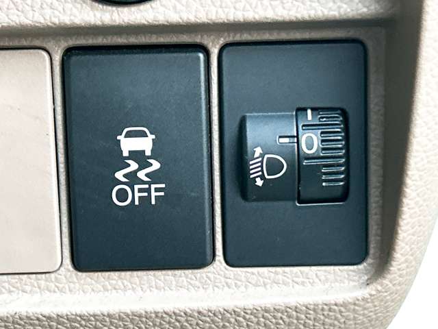 ホンダ Ｎ−ＯＮＥ ６６０ Ｇ H29年 (九州・沖縄) 99