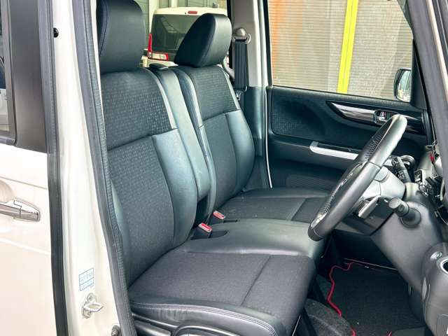 ホンダ Ｎ　ＢＯＸ ６６０ カスタムＧ ターボＳＳパッケージ ブラックスタイル H28年 (九州・沖縄) 99
