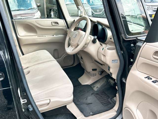 ホンダ Ｎ　ＢＯＸ ６６０ Ｇ H25年 (九州・沖縄) 99