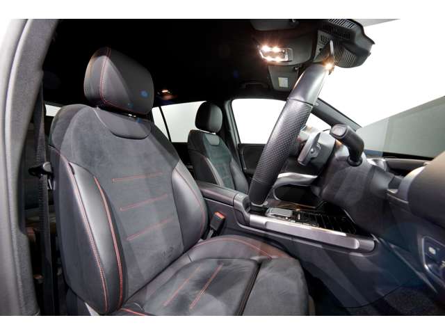 メルセデスベンツ ＧＬＢクラス ２００Ｄ ４マチック ＡＭＧラインパッケージ ディーゼルターボ ４ＷＤ ＭＰ２０２２０２ R4年 (関東) 99