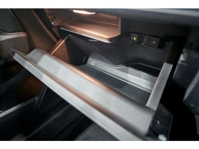 メルセデスベンツ ＧＬＢクラス ２００Ｄ ４マチック ＡＭＧラインパッケージ ディーゼルターボ ４ＷＤ ＭＰ２０２２０２ R4年 (関東) 99