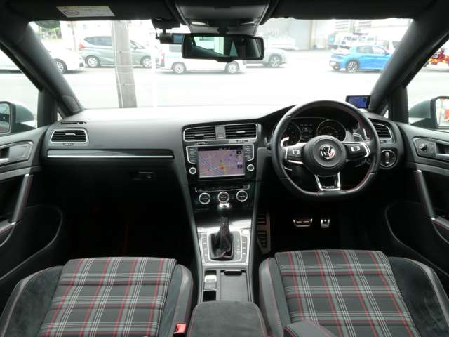 フォルクスワーゲン ゴルフ ＧＴＩ　パフォーマンス H26年 (関東) 99